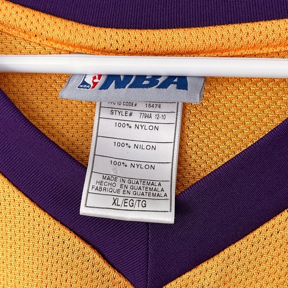 RARE NBA Los Angeles Lakers Ron Artest Jersey # 15 Mens size XL gold - Picture 6 of 7